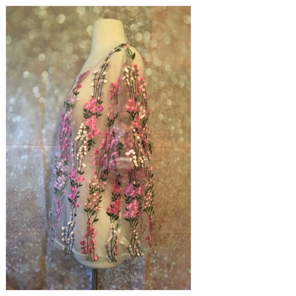 Cottagecore style. NWT Boohoo Plus Claire Floral Embroidered Shell 20 - Picture 5 of 7